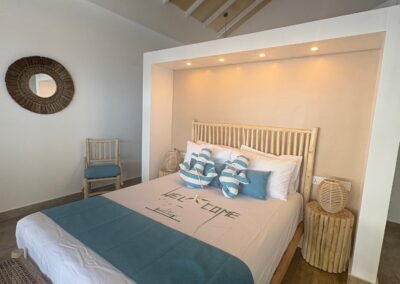 On the beach Maldives -Double room deluxe, il letto